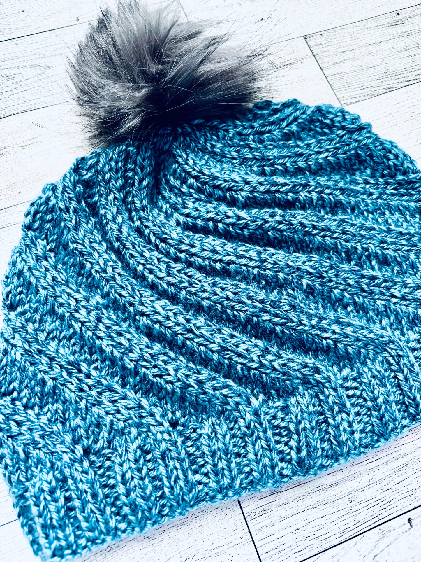 Swirling Frost Hat