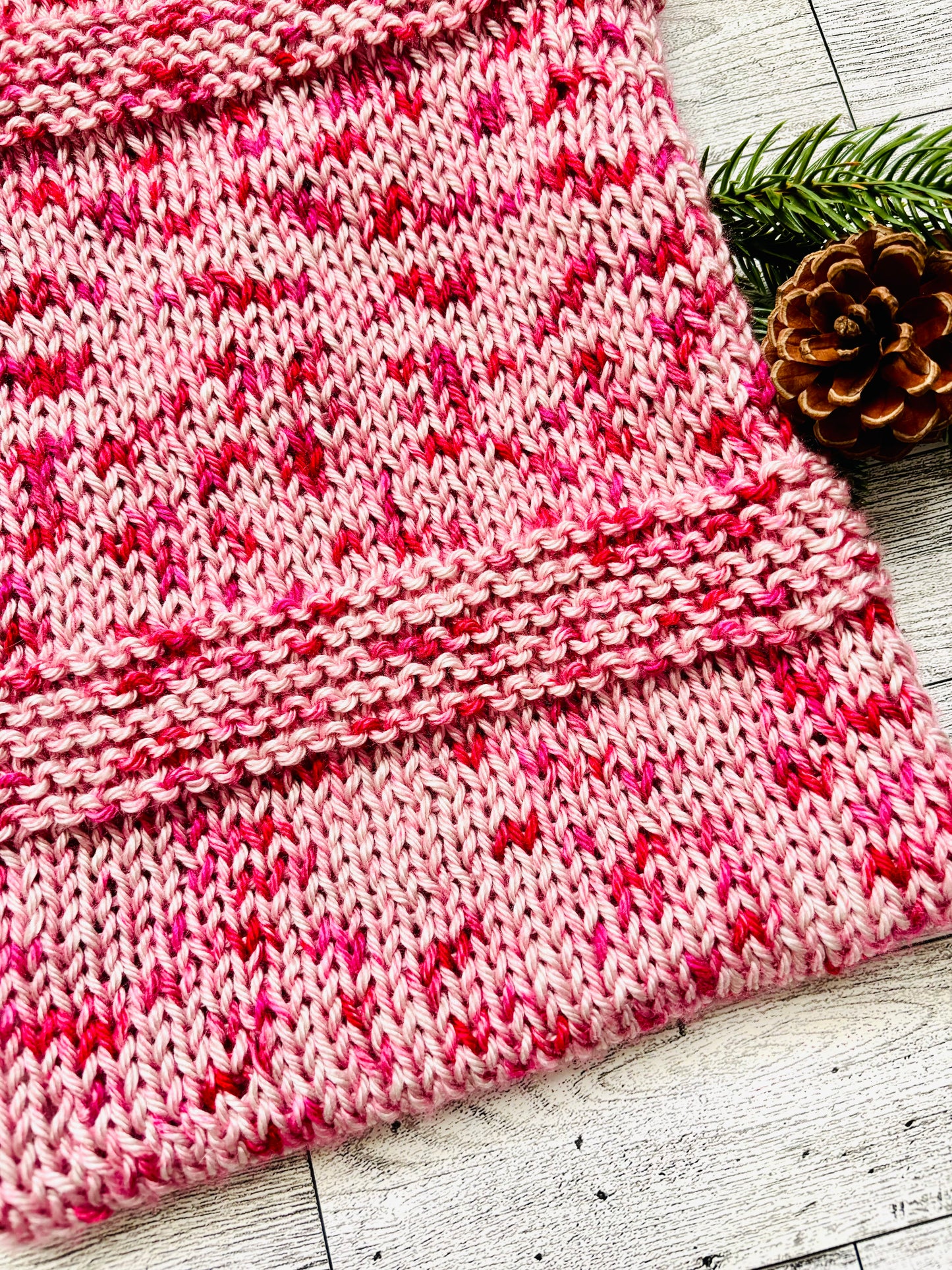 Peppermint Smiles Cowl