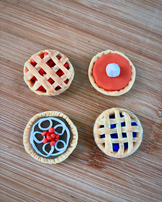 Pie in the Sky Magnet Set